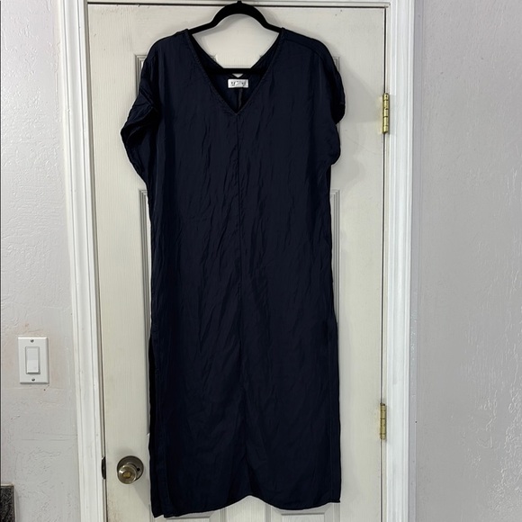 Velvet by Graham & Spencer Navy V-Neck Dolman Sleeve Sheath Dress size XS - Picture 1 of 8